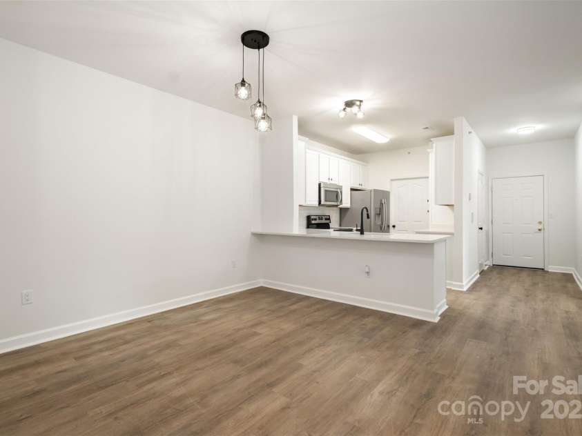 11725 Ridgeway Park Drive, Charlotte, NC 28277.  MLS# CAR4294025, YatesRealty ID 35112. 