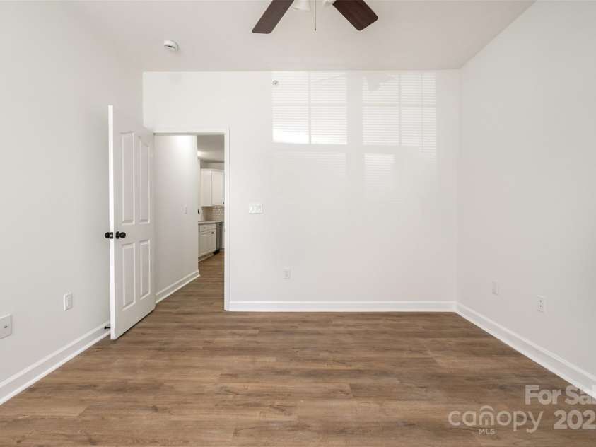 11725 Ridgeway Park Drive, Charlotte, NC 28277.  MLS# CAR4294025, YatesRealty ID 35112. 