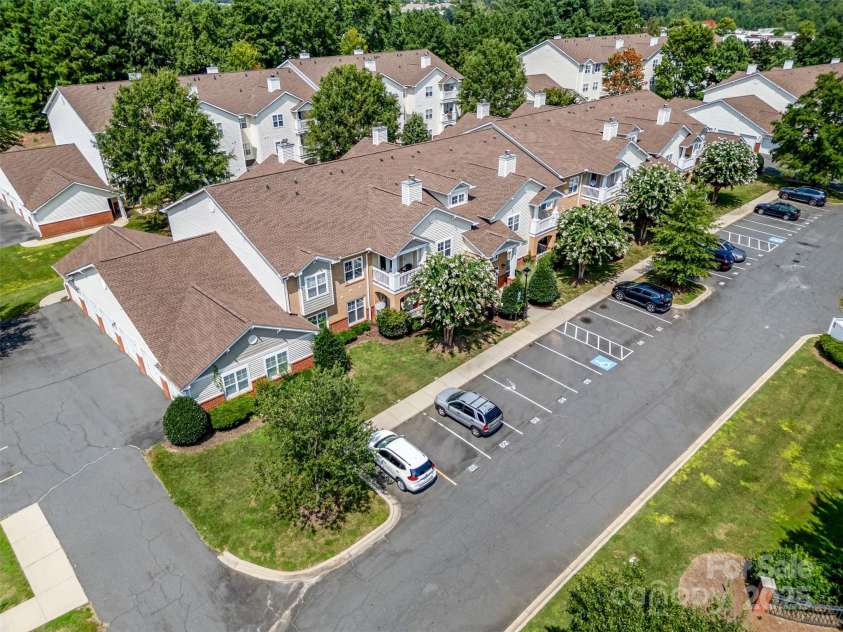 11725 Ridgeway Park Drive, Charlotte, NC 28277.  MLS# CAR4294025, YatesRealty ID 35112. 