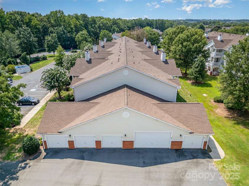 11725 Ridgeway Park Drive, Charlotte, NC 28277.  MLS# CAR4294025, YatesRealty ID 35112. 