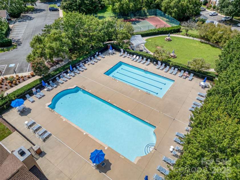 11725 Ridgeway Park Drive, Charlotte, NC 28277.  MLS# CAR4294025, YatesRealty ID 35112. 