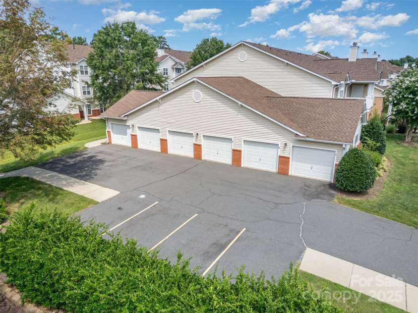 11725 Ridgeway Park Drive, Charlotte, NC 28277.  MLS# CAR4294025, YatesRealty ID 35112. 