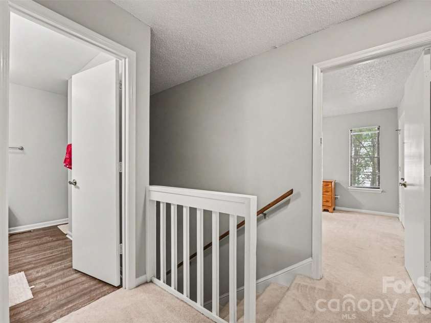611 Mattingwood Drive, Charlotte, NC 28270.  MLS# CAR4390853, YatesRealty ID 35112. 