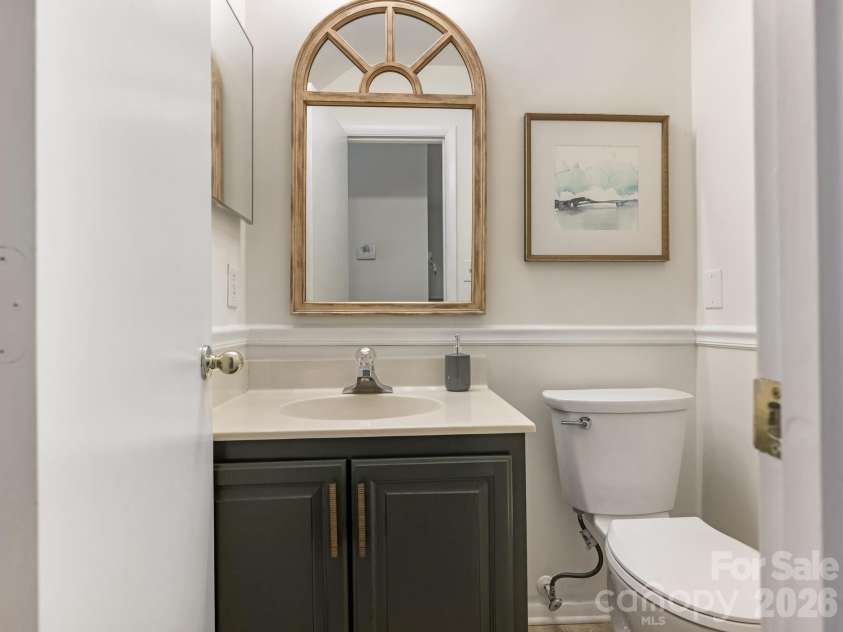 9020 Nolley Court, Charlotte, NC 28270.  MLS# CAR4411665, YatesRealty ID 35113. Main level Bathroom
