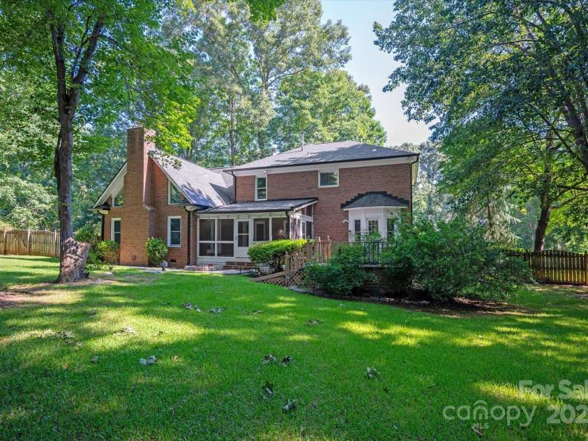 833 Spring Oaks Drive, Weddington, NC 28104.  MLS# CAR4285356, YatesRealty ID 35114. 