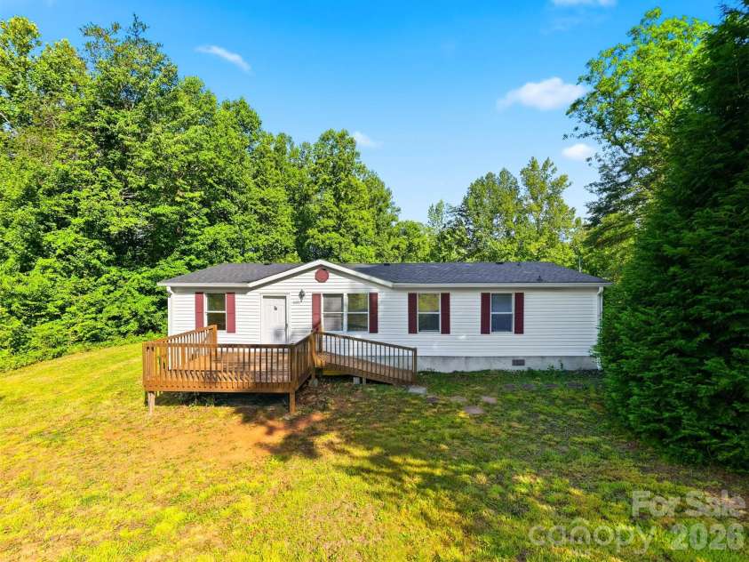 2691 Green Haven Circle, Morganton, NC 28655.  MLS# CAR4397918, YatesRealty ID 35115. 
