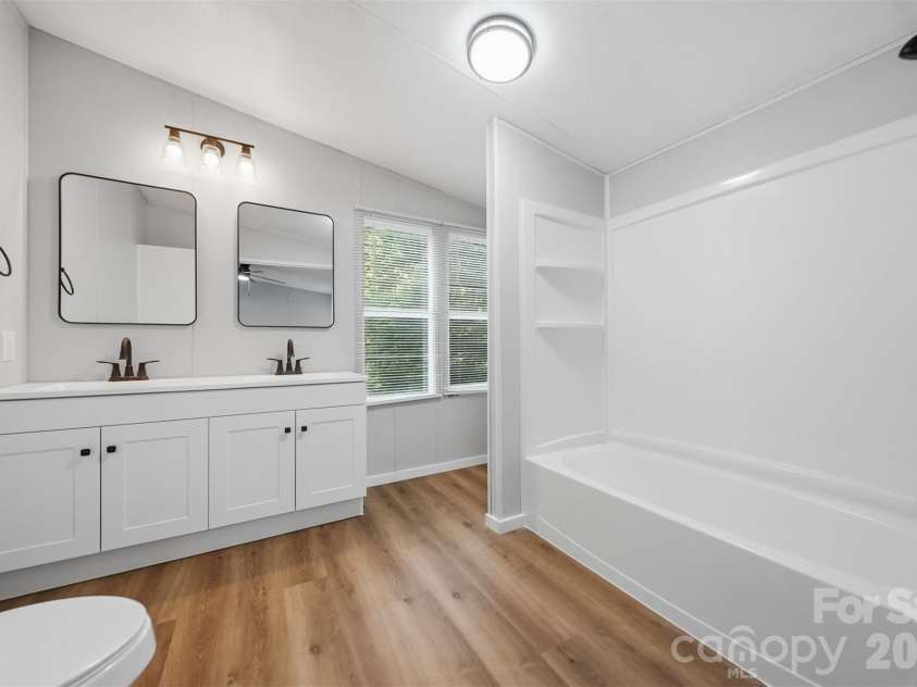 2691 Green Haven Circle, Morganton, NC 28655.  MLS# CAR4397918, YatesRealty ID 35115. 