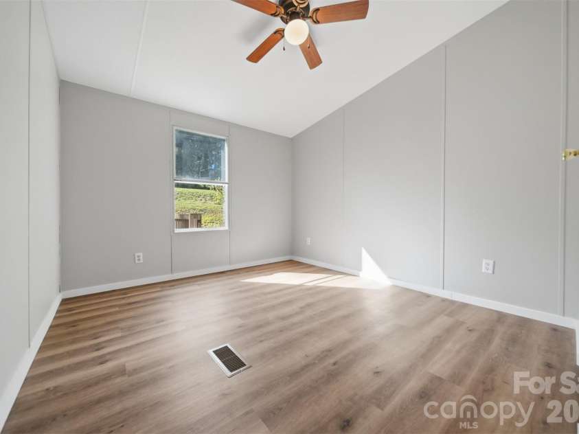 2691 Green Haven Circle, Morganton, NC 28655.  MLS# CAR4397918, YatesRealty ID 35115. 
