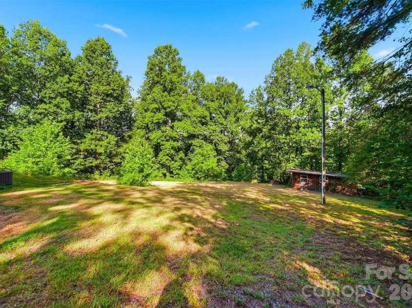 2691 Green Haven Circle, Morganton, NC 28655.  MLS# CAR4397918, YatesRealty ID 35115. 