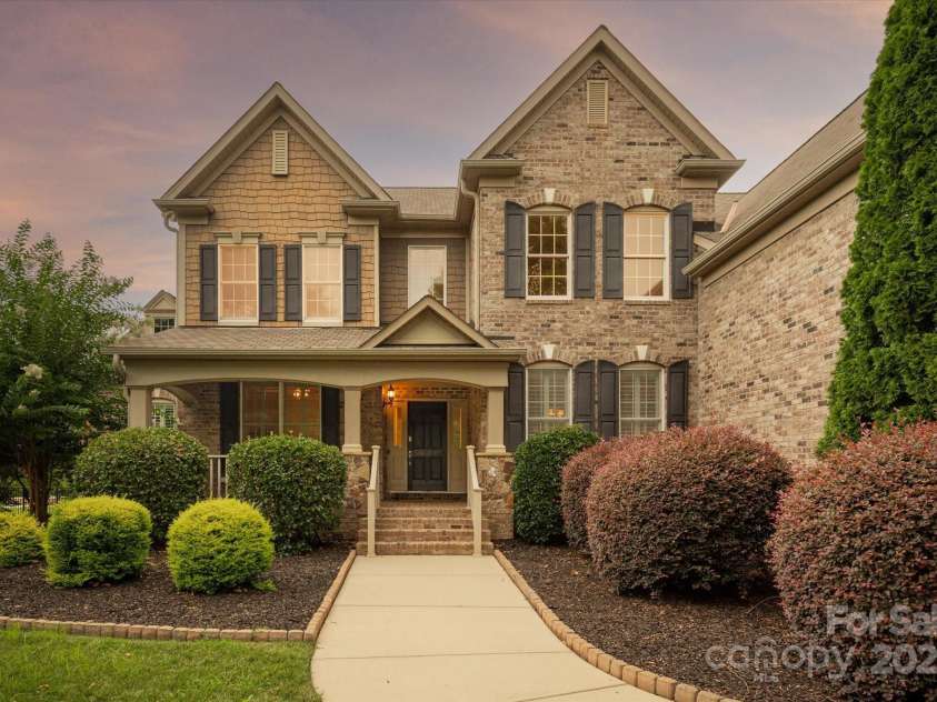 5013 Autumn Blossom Lane, Waxhaw, NC 28173.  MLS# CAR4275485, YatesRealty ID 35116. 