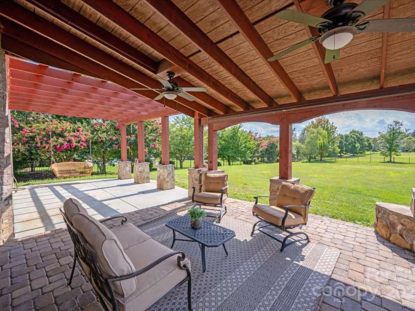 5013 Autumn Blossom Lane, Waxhaw, NC 28173.  MLS# CAR4275485, YatesRealty ID 35116. 