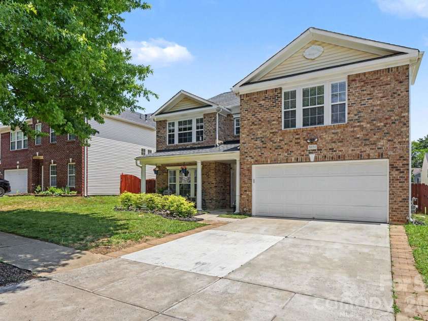 5654 Hammermill Drive, Harrisburg, NC 28075.  MLS# CAR4390875, YatesRealty ID 35116. 