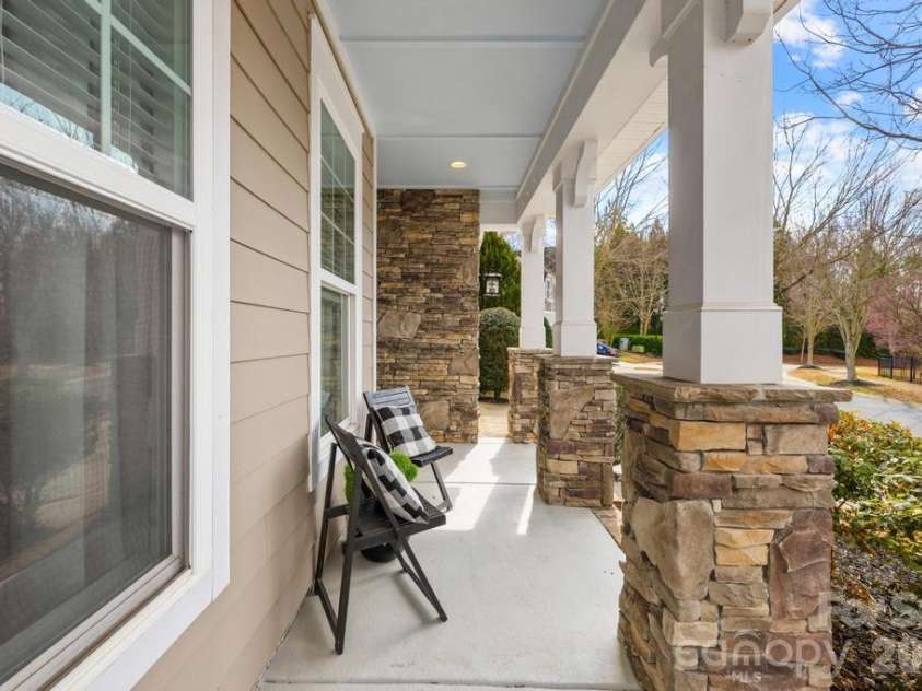 1007 Hamil Ridge Drive, Waxhaw, NC 28173.  MLS# CAR4374498, YatesRealty ID 35117. 