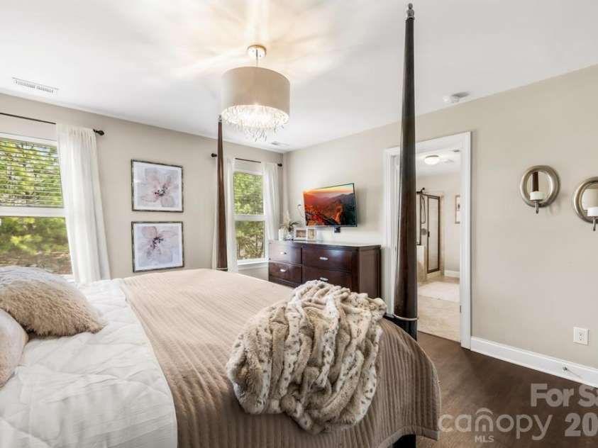 1007 Hamil Ridge Drive, Waxhaw, NC 28173.  MLS# CAR4374498, YatesRealty ID 35117. 