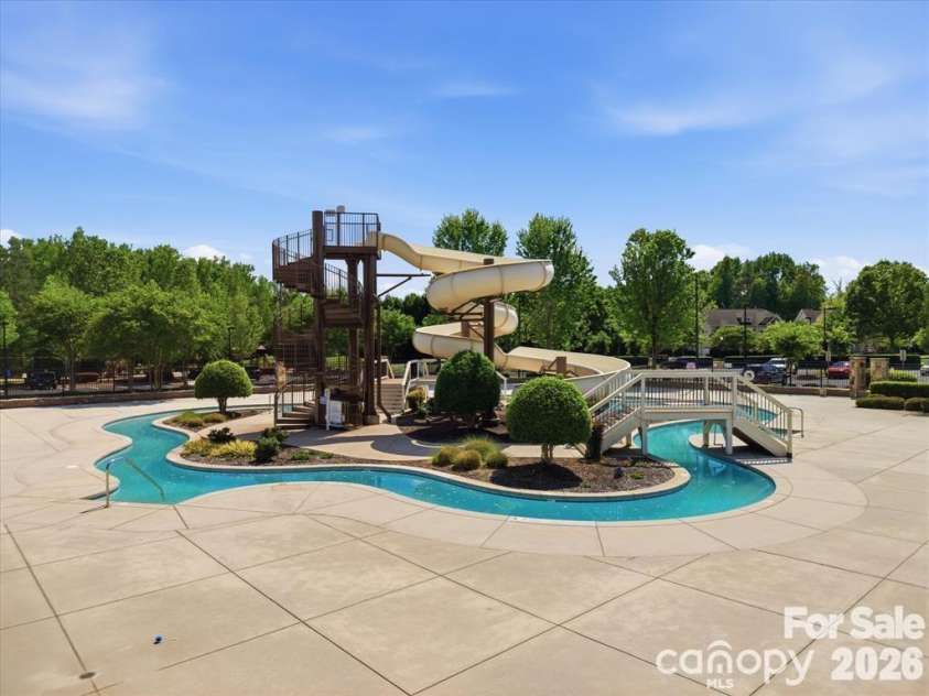 1007 Hamil Ridge Drive, Waxhaw, NC 28173.  MLS# CAR4374498, YatesRealty ID 35117. 