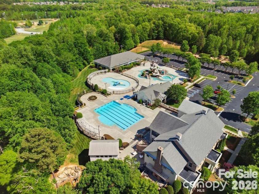 1007 Hamil Ridge Drive, Waxhaw, NC 28173.  MLS# CAR4374498, YatesRealty ID 35117. HOA Complex