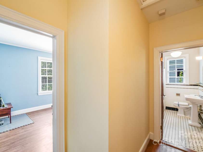 2928 Park Road, Charlotte, NC 28209.  MLS# CAR4279350, YatesRealty ID 35117. 
