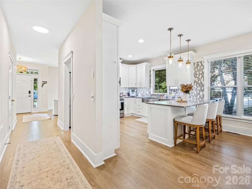 1513 Kentmere Lane, Asheville, NC 28803.  MLS# CAR4399717, YatesRealty ID 35118. 