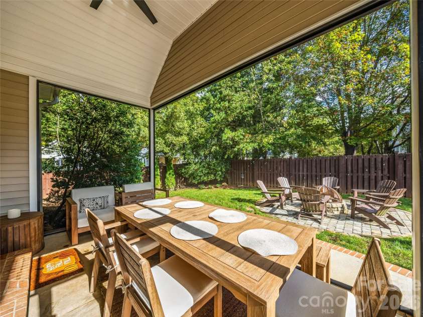 1513 Kentmere Lane, Asheville, NC 28803.  MLS# CAR4399717, YatesRealty ID 35118. 