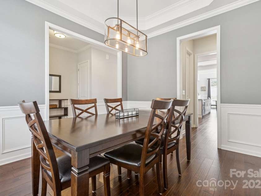 5034 Stonehill Lane, Matthews, NC 28104.  MLS# CAR4297218, YatesRealty ID 35118. 
