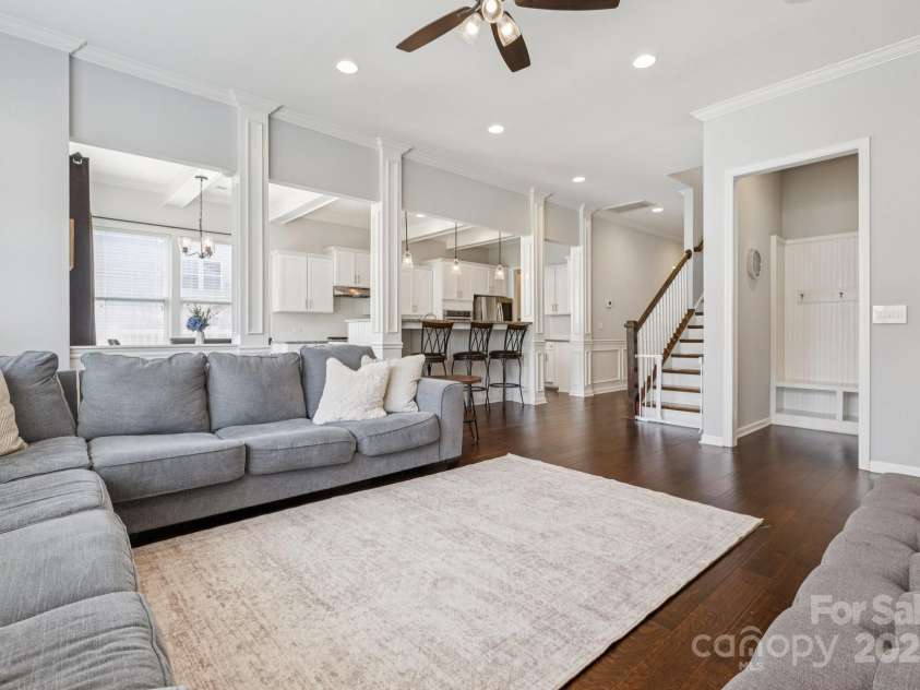 5034 Stonehill Lane, Matthews, NC 28104.  MLS# CAR4297218, YatesRealty ID 35118. 