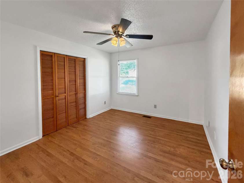 315 Southglenn Drive, Shelby, NC 28152.  MLS# CAR4398562, YatesRealty ID 35119. 