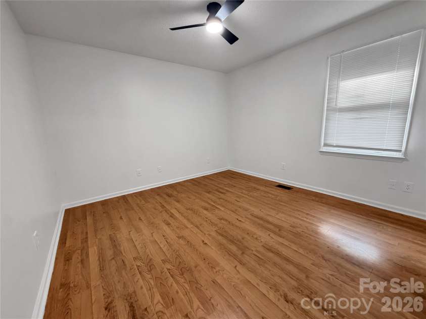 315 Southglenn Drive, Shelby, NC 28152.  MLS# CAR4398562, YatesRealty ID 35119. 