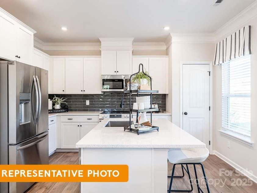 541 Hullview Vista, Monroe, NC 28110.  MLS# CAR4297703, YatesRealty ID 35119. 