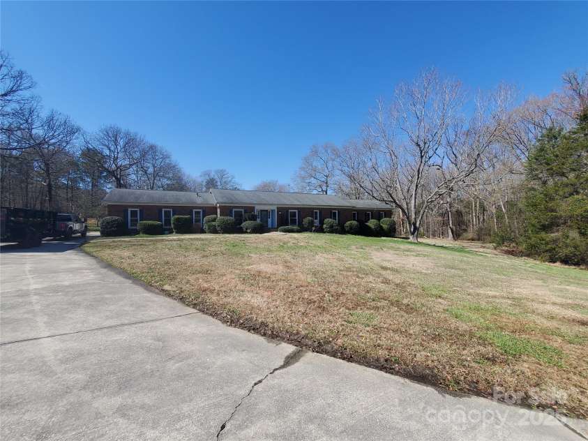 10843 Caroline Acres Road, Fort Mill, SC 29707.  MLS# CAR4232356, YatesRealty ID 3512. 