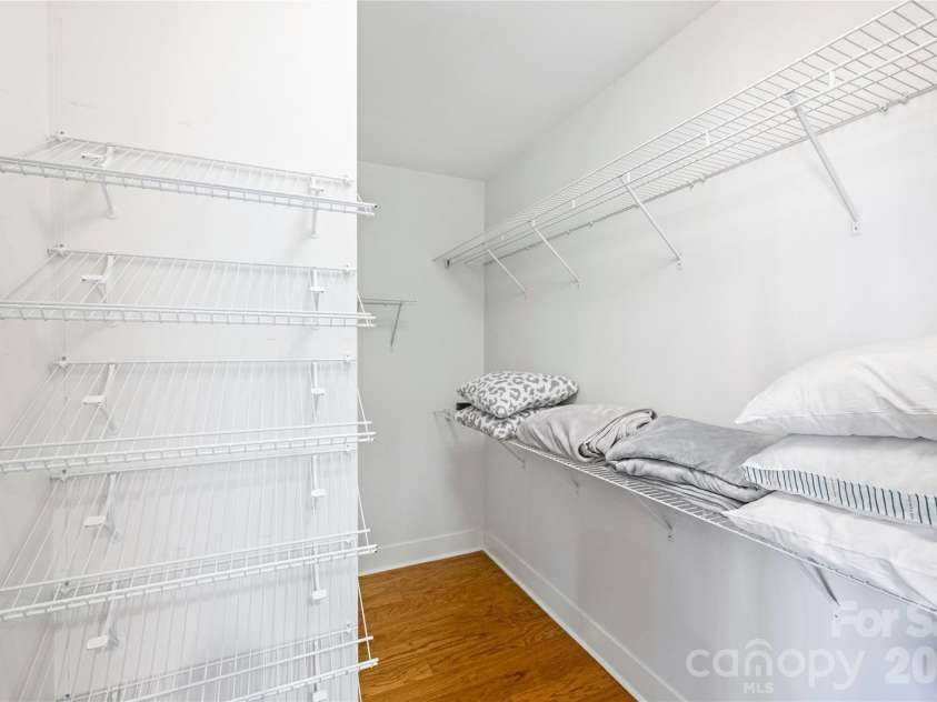 222 Caldwell Street, Charlotte, NC 28202.  MLS# CAR4362298, YatesRealty ID 3512. Large walk ins