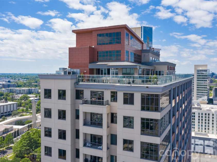 222 Caldwell Street, Charlotte, NC 28202.  MLS# CAR4378860, YatesRealty ID 3512. Building Rooftop