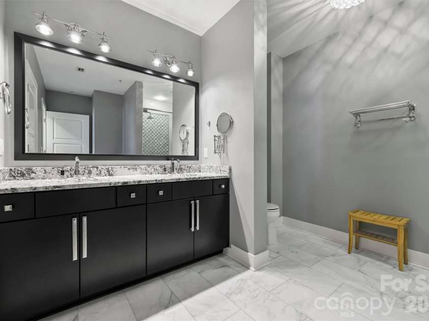 222 Caldwell Street, Charlotte, NC 28202.  MLS# CAR4378860, YatesRealty ID 3512. Ensuite Bathroom