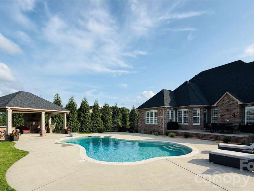 4917 Campobello Drive, Monroe, NC 28110.  MLS# CAR4381993, YatesRealty ID 35120. 