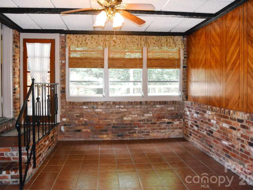 2575 Country Club Road, Wilkesboro, NC 28697.  MLS# CAR4396907, YatesRealty ID 35121. 
