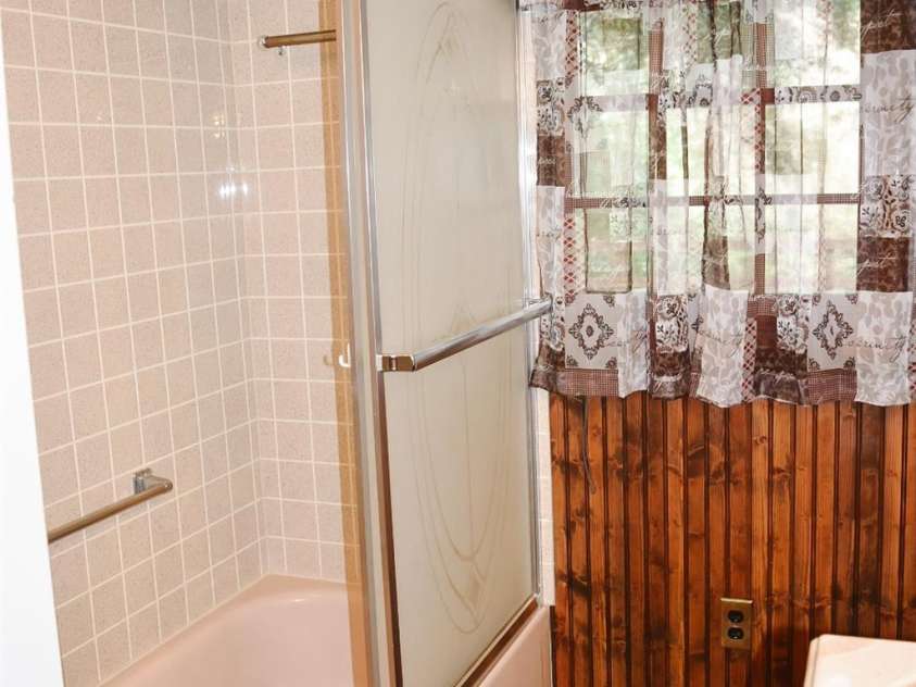2575 Country Club Road, Wilkesboro, NC 28697.  MLS# CAR4396907, YatesRealty ID 35121. 