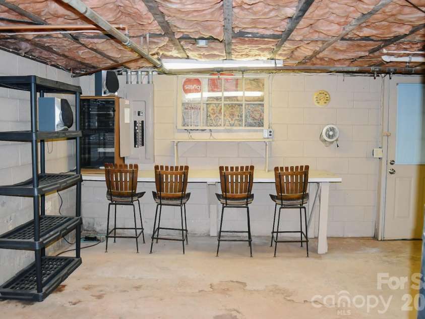 2575 Country Club Road, Wilkesboro, NC 28697.  MLS# CAR4396907, YatesRealty ID 35121. 