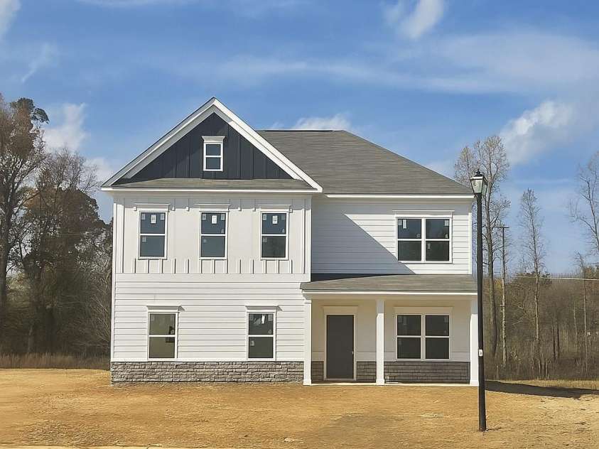 547 Hullview Vista, Monroe, NC 28110.  MLS# CAR4297706, YatesRealty ID 35121. 