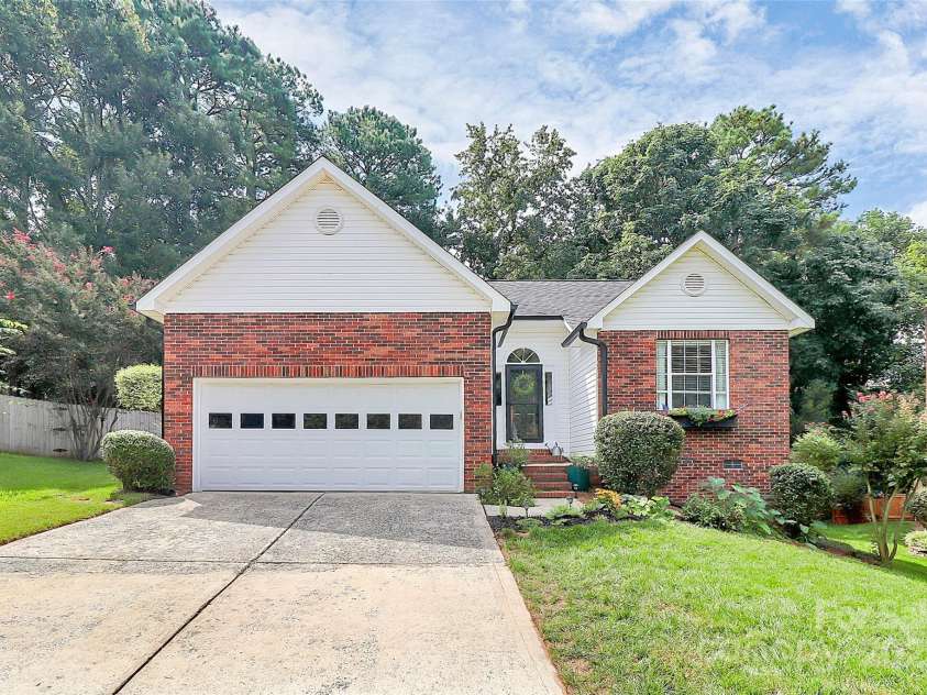 3793 Lake Spring Avenue, Concord, NC 28027.  MLS# CAR4295490, YatesRealty ID 35122. 