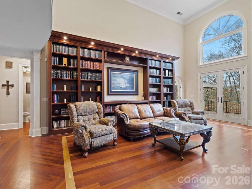 1090 Saunders Drive, Catawba, NC 28609.  MLS# CAR4386981, YatesRealty ID 35123. 