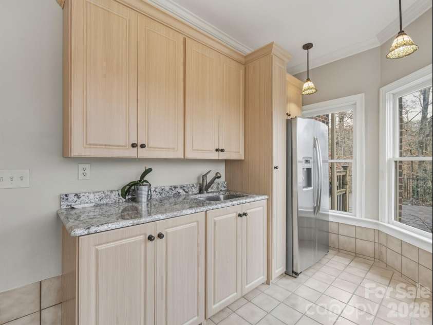 1090 Saunders Drive, Catawba, NC 28609.  MLS# CAR4386981, YatesRealty ID 35123. 