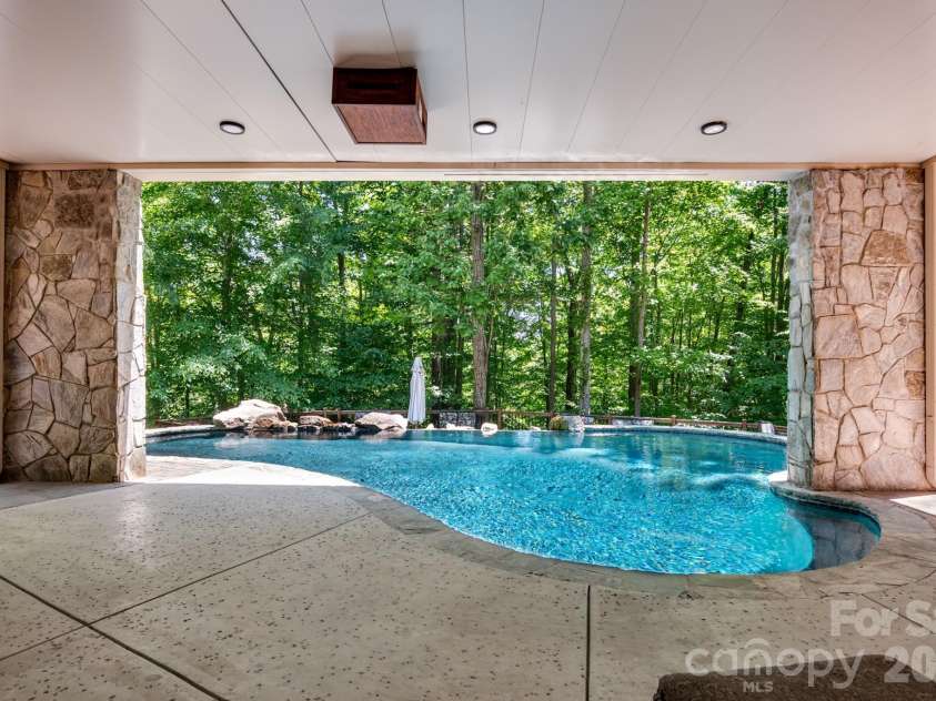 1090 Saunders Drive, Catawba, NC 28609.  MLS# CAR4386981, YatesRealty ID 35123. 