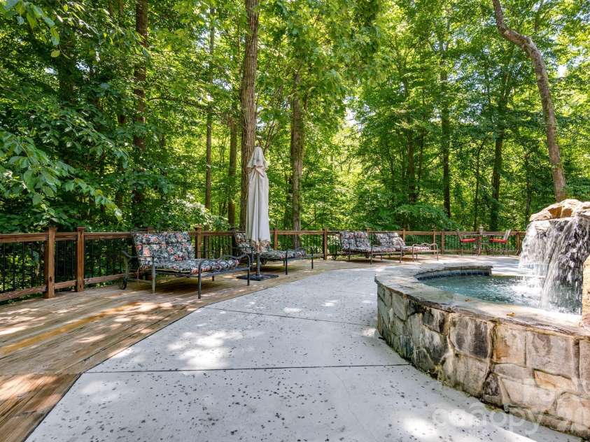 1090 Saunders Drive, Catawba, NC 28609.  MLS# CAR4386981, YatesRealty ID 35123. 