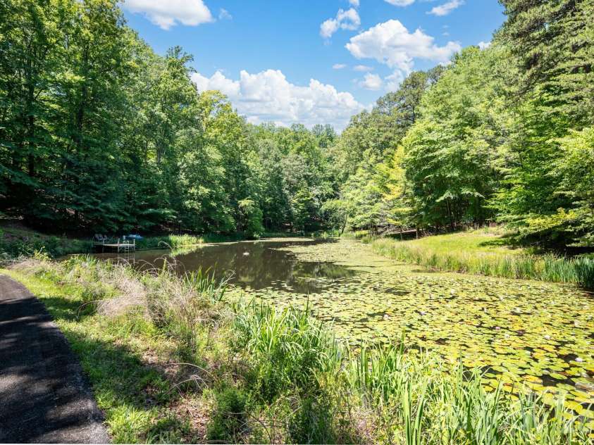 1090 Saunders Drive, Catawba, NC 28609.  MLS# CAR4386981, YatesRealty ID 35123. 