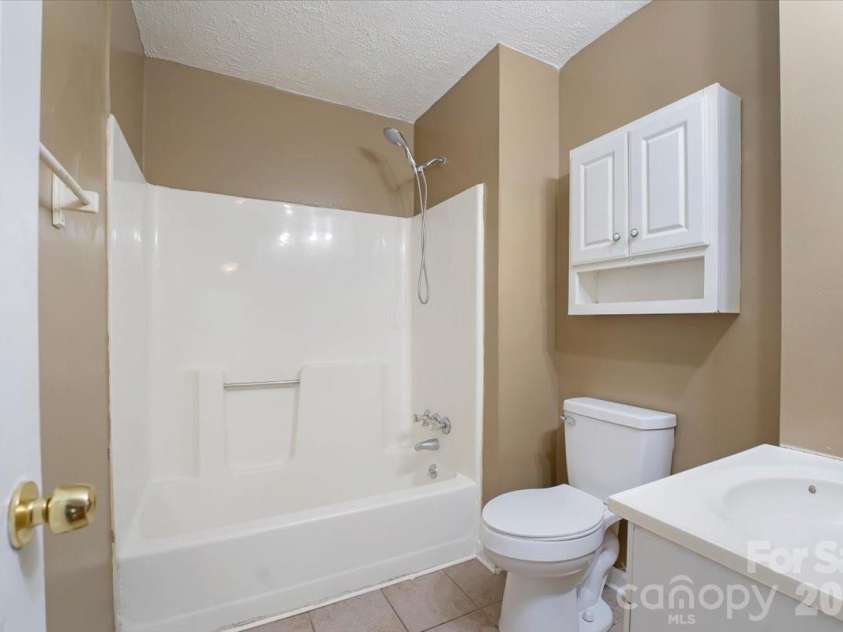 100 Gilmer Street, Gastonia, NC 28052.  MLS# CAR4399181, YatesRealty ID 35124. 
