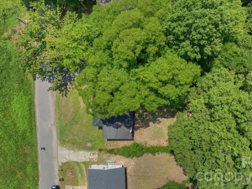 100 Gilmer Street, Gastonia, NC 28052.  MLS# CAR4399181, YatesRealty ID 35124. 