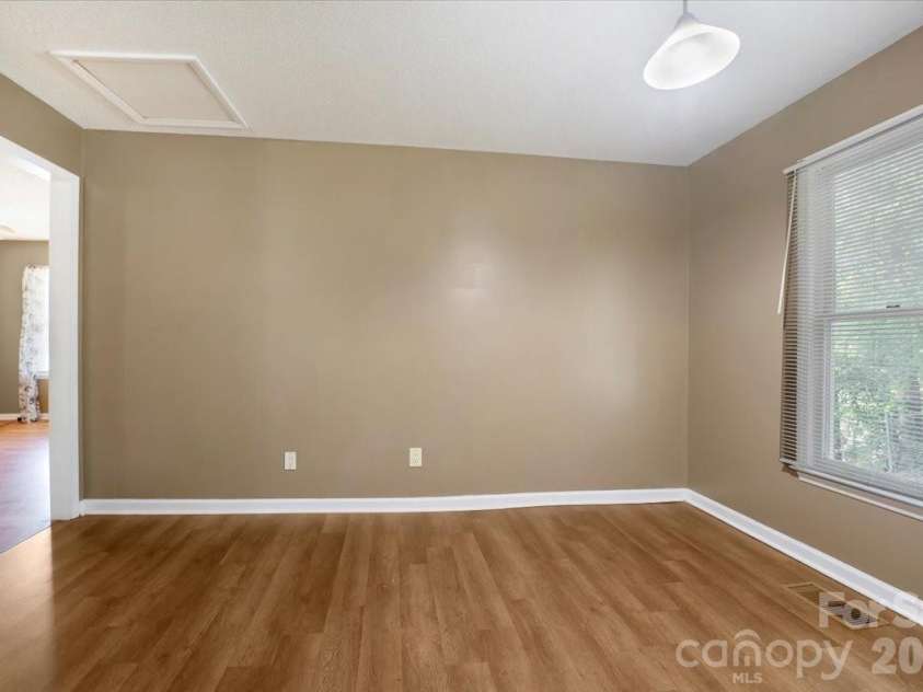 100 Gilmer Street, Gastonia, NC 28052.  MLS# CAR4399181, YatesRealty ID 35124. Kitchen