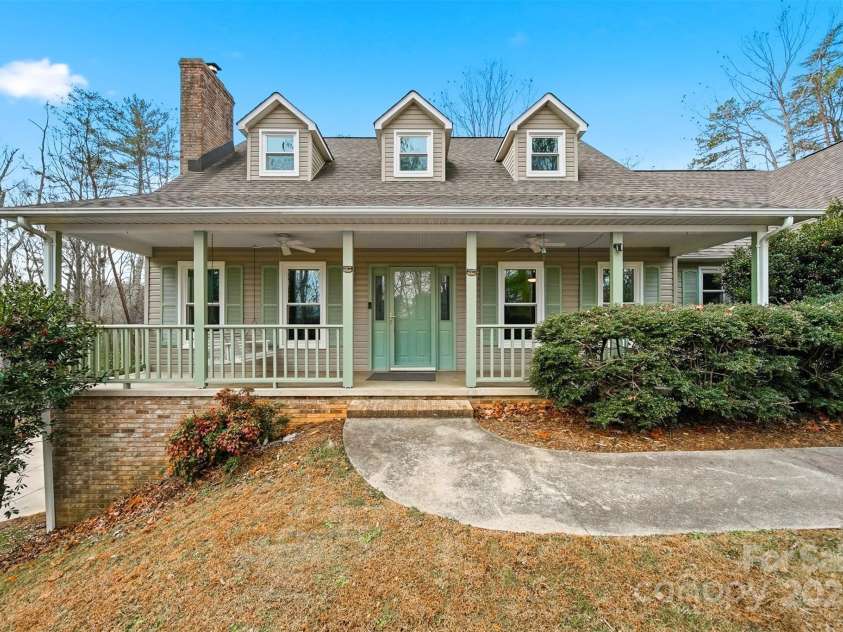 2091 Blowing Rock Boulevard, Lenoir, NC 28645.  MLS# CAR4330538, YatesRealty ID 35125. 