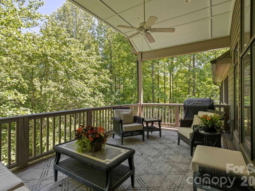 20 Fernridge Court, Flat Rock, NC 28731.  MLS# CAR4383605, YatesRealty ID 35126. 