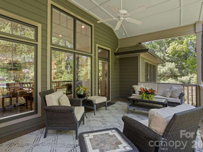20 Fernridge Court, Flat Rock, NC 28731.  MLS# CAR4383605, YatesRealty ID 35126. 