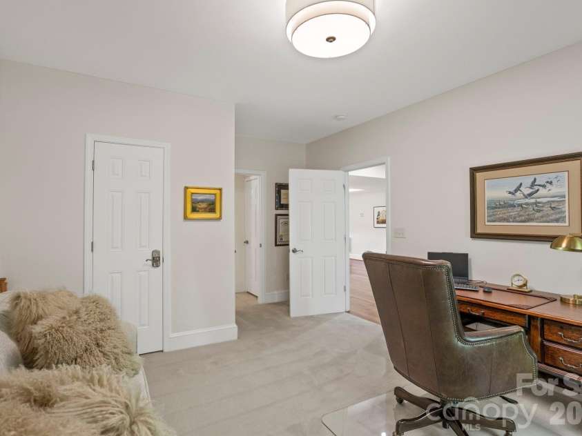 20 Fernridge Court, Flat Rock, NC 28731.  MLS# CAR4383605, YatesRealty ID 35126. 